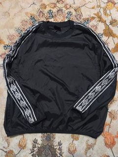 (Category: ) located in . Submitted by fiqdthriftstore (Listing ID 1453399551, Image 1). Description: .