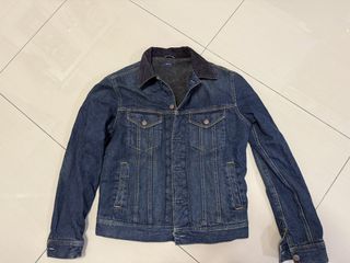 (Category: ) located in . Submitted by jay1store (Listing ID 1453396618, Image 1). Description: .