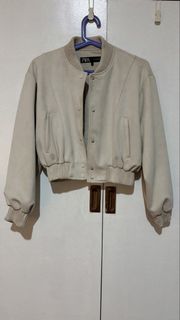 (Category: ) located in . Submitted by Shopwithme (Listing ID 1453411216, Image 1). Description: .