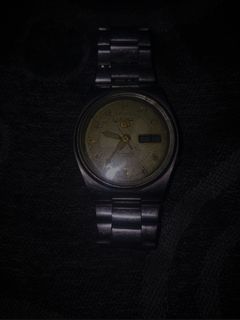 (Category: ) located in . Submitted by silvercrystal_fd03a9 (Listing ID 1453400445, Image 1). Description: .