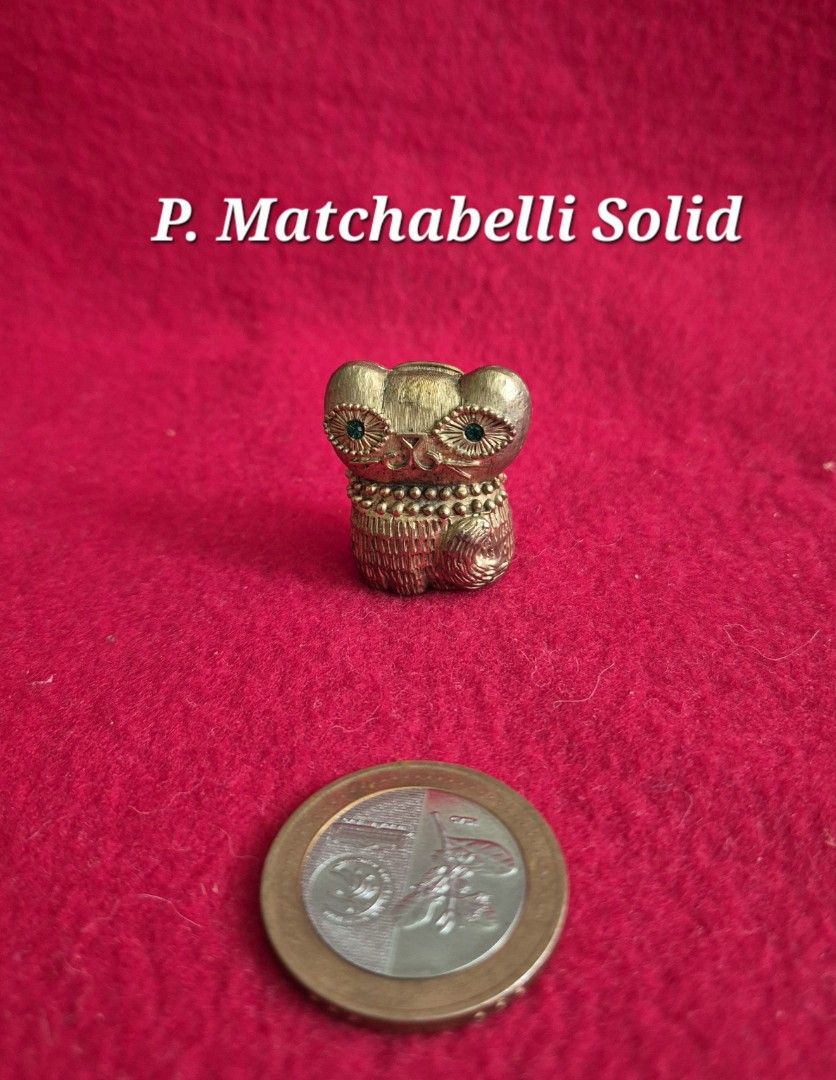 Vintage Solid Perfume Collectibles (Category: Fragrance & Deodorants) located in Makati City. Submitted by maydeleo1 (Listing ID 1453238168, Image 3). Description: Vintage Solid perfume collectibles Php500 - Php800 each Please note some are empty and for those with contents due to age, the fragrance may have evolved RFS Decluttering.