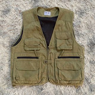 (Category: ) located in . Submitted by bundlethriftstore (Listing ID 1453316104, Image 1). Description: .
