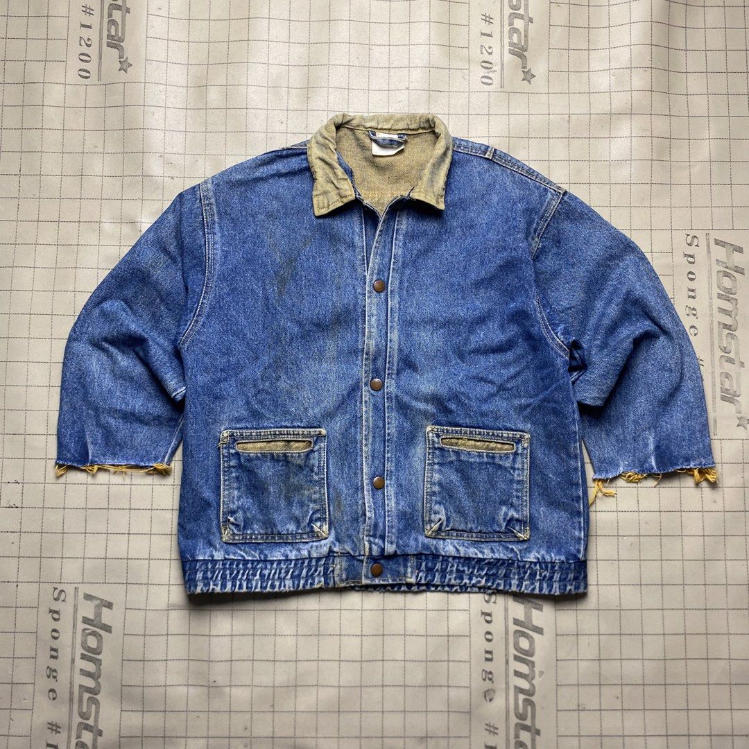 Vintage Wrangler denim jacket with rare back pocket (Category: Coats, Jackets and Outerwear) located in Santa Cruz. Submitted by jaysosmoove (Listing ID 1453401258, Image 2). Description: Vintage Wrangler denim jacket with rare back pocket width 21 length 23.5 cut wristband issue good vintage condition location • Santa Cruz, Laguna📍.
