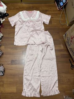 (Category: ) located in . Submitted by lilynguyen7 (Listing ID 1453352384, Image 1). Description: .