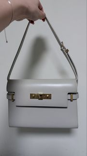 （分類：）位於 。 由 lululuuuuuuu.u 提交（商品編號 1453347410，圖片 1）。簡介： 。