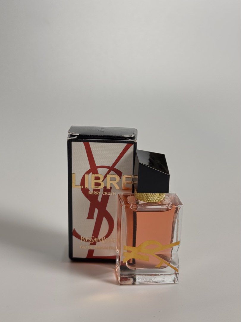Yves Saint Laurent Libre Berry Crush EDP (Category: Fragrance & Deodorants) located in Manila. Submitted by celineeees (Listing ID 1438077324, Image 1). Description: YSL Libre berry crush EDP 7.5ml - ₱1250 Libre & Black opium 10ml - ₱1k each lalamove/grab/j&t valenzuela/qc/pasig/makati all depends on sched.