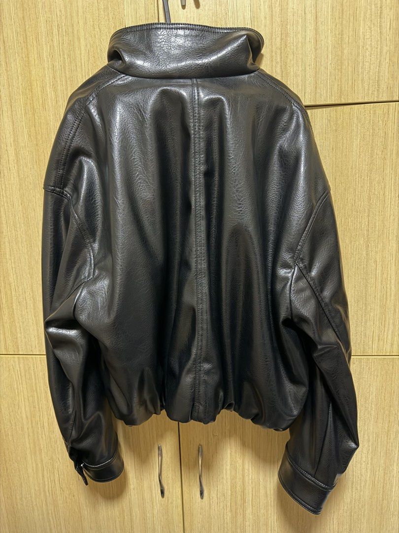 Zara Black Leather Jacket (Category: Coats, Jackets and Outerwear) located in Mandaluyong City. Submitted by _jdeclutters (Listing ID 1453418771, Image 3). Description: .