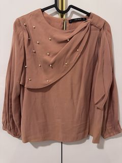 (Category: ) located in . Submitted by lilmommycloset (Listing ID 1453382371, Image 1). Description: .