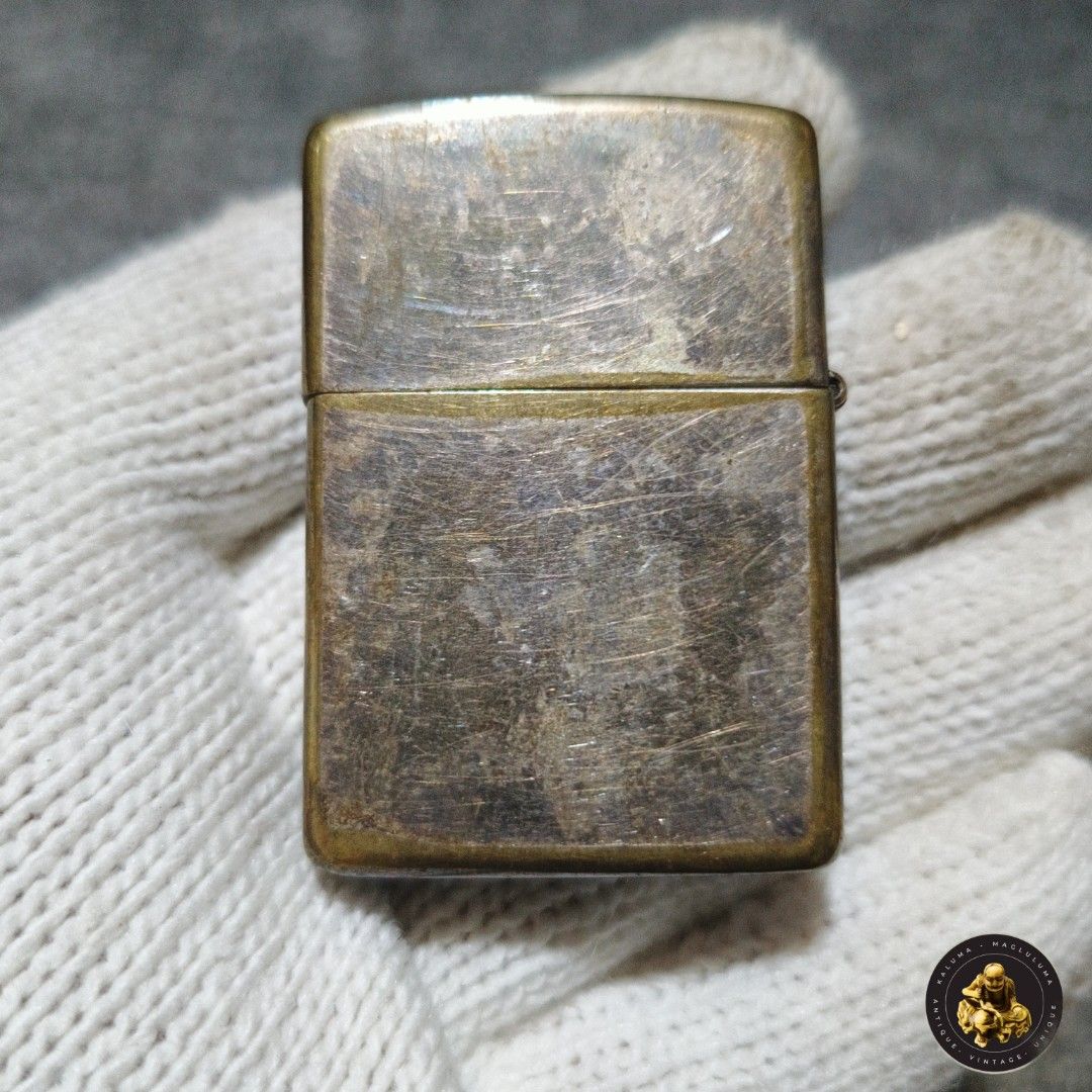 Zippo with American Eagle and Flag Motif Lighter (Category: Vintage Collectibles) located in Meycauayan. Submitted by ka_luma (Listing ID 1453270706, Image 2). Description: .