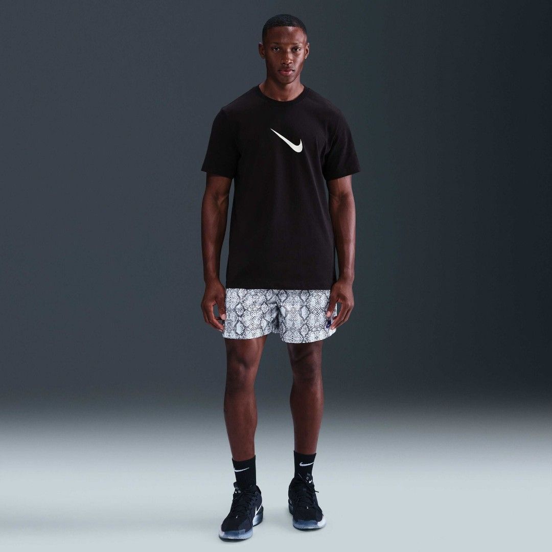 2025 Nike Giannis Reverse Swoosh T shirt (Category: Tshirts & Polo Shirts ) located in Lipa City. Submitted by MEECHYTWO2TWO (Listing ID 1456720694, Image 3). Description: • 2025 NIKE GIANNIS T SHIRT - Size: 2xl / Best fit L-XL - Width: 23 / Length: 29 - Sobrang Ganda pa sa personal - Excellent condition - Color rate: 10/10 - Additional sf +75 - Mop: GCASH/NO COD - Payment first tomorrow will be shipped.