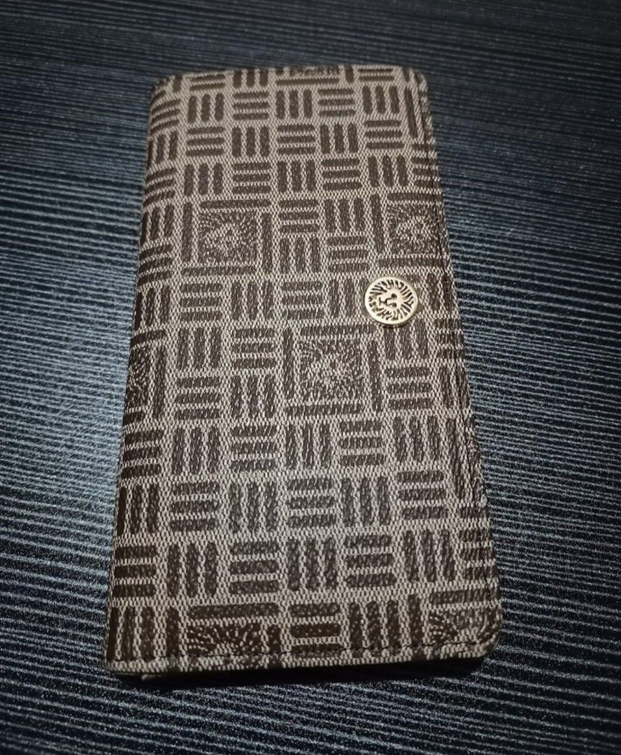 (2) Anne Klein Bifold Wallets - Get both (Category: Luxury Bags & Wallets) located in Manila. Submitted by iamsaeemieese (Listing ID 1456753304, Image 1). Description: Rush Selling! Geth both wallets for 1.5k only! Get niyo na please! .