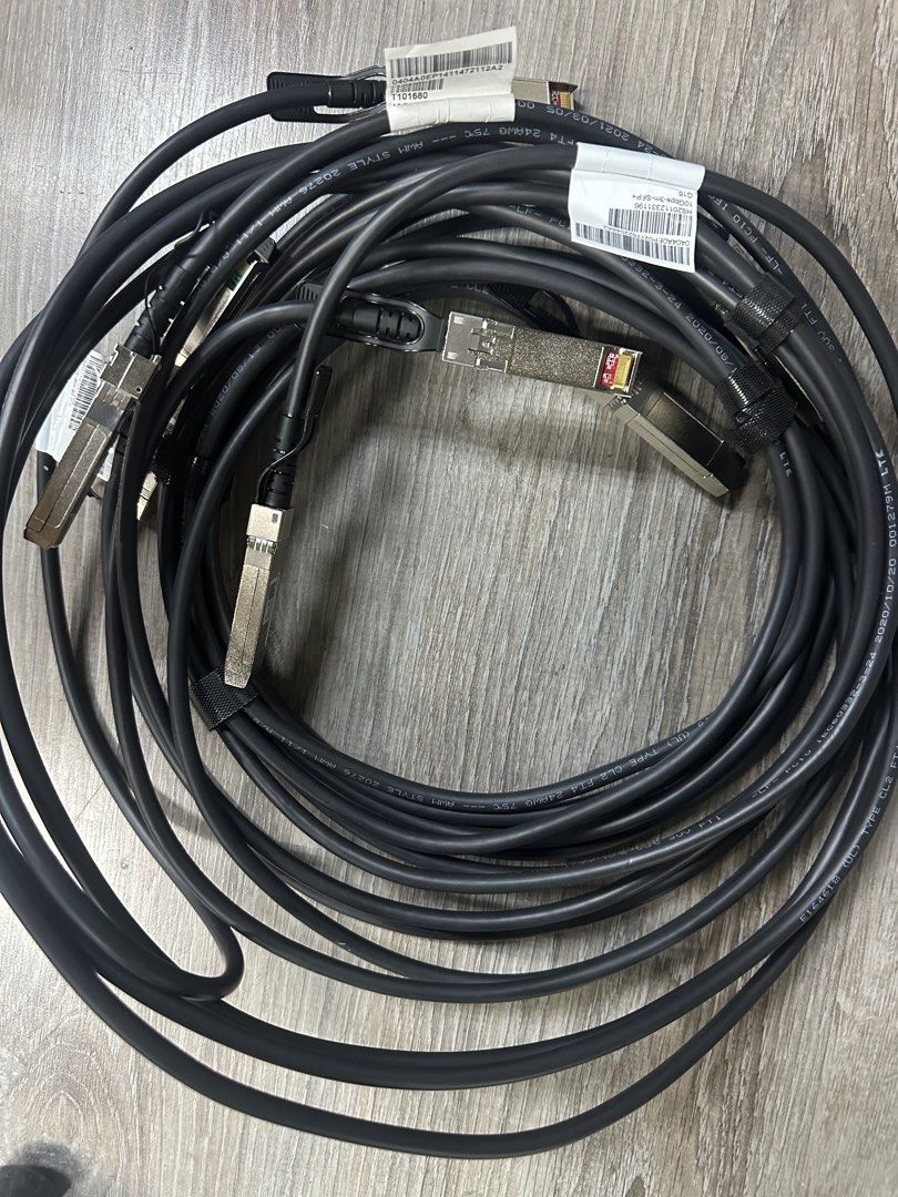 網絡線 （分類：電腦線、轉接線及轉換器）位於 Hong Kong。 由 hujie_li 提交（商品編號 1456654115，圖片 3）。簡介： 網絡線。