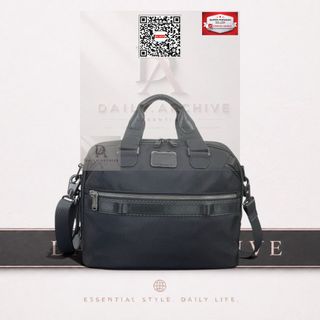 Tumi collection Collection item 1