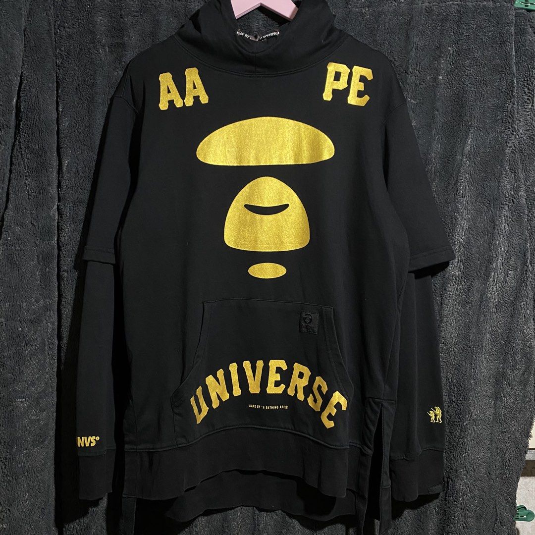 AAPE Sweatshirt Layered Hoodie Pullover Jacket (Category: Coats, Jackets and Outerwear) located in Cebu City. Submitted by kklez (Listing ID 1456698735, Image 1). Description: 23 x 29 Excellent Condition 9.7/10 Color rate.