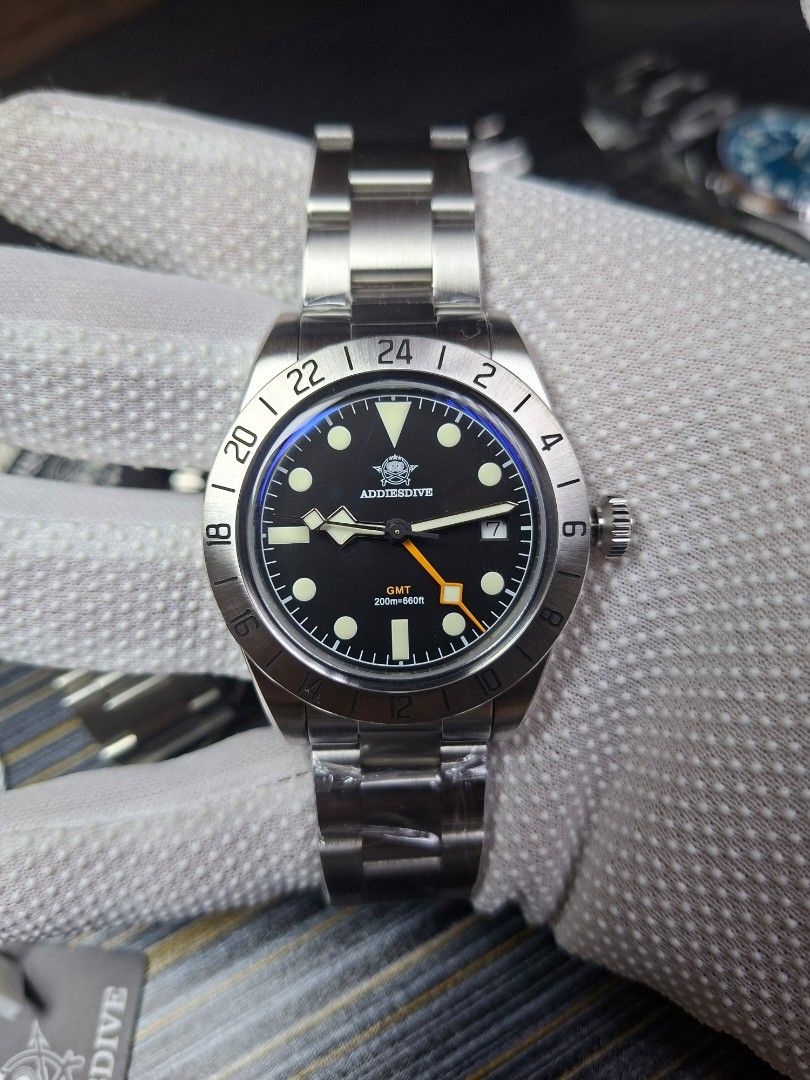 Addiesdive GMT with Swiss Quartz Movement (Category: Men's Watches) located in Quezon City. Submitted by watchalternativeph (Listing ID 1456730158, Image 2). Description: Addiesdive GMT 2035 Brand new and original No issue Comes with case, manual, and warranty card 39mm case diameter Uses Swiss Ronda 515-24 GMT Quartz Movement 200 meter water resistance Stainless steel case and bracelet Can do meet up along commonwealth or East Ave. Pwede payment