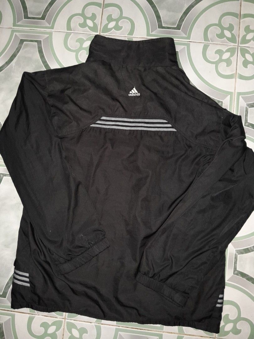 Adidas Track Jacket with 3 Stripes (Category: Coats, Jackets and Outerwear) located in La Trinidad. Submitted by lerhye (Listing ID 1456645094, Image 3). Description: - Don't expect brand new quality; lighting may affect how the item looks in photos. - Issue: No zipper.