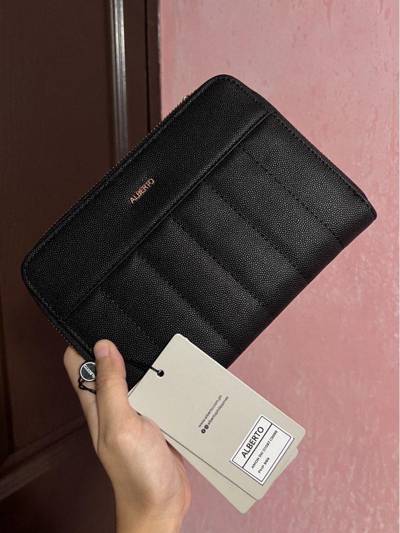 ALBERTO Quilted Zip Around Wallet with Dust Bag (Category: Luxury Bags & Wallets) located in Marilao. Submitted by clothesdeleona (Listing ID 1456757773, Image 1). Description: - Brand: ALBERTO - Color: Black - Material: Quilted - Closure: Zip around - Interior: Zippered compartment, card slots - Condition: Brand new with tag attached - Includes: Original ALBERTO dust bag bagong bago never po nagamit 😊 open for lalamove and jnt (payment first po