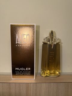 (Category: ) located in . Submitted by perfumeprelove (Listing ID 1456752555, Image 1). Description: .