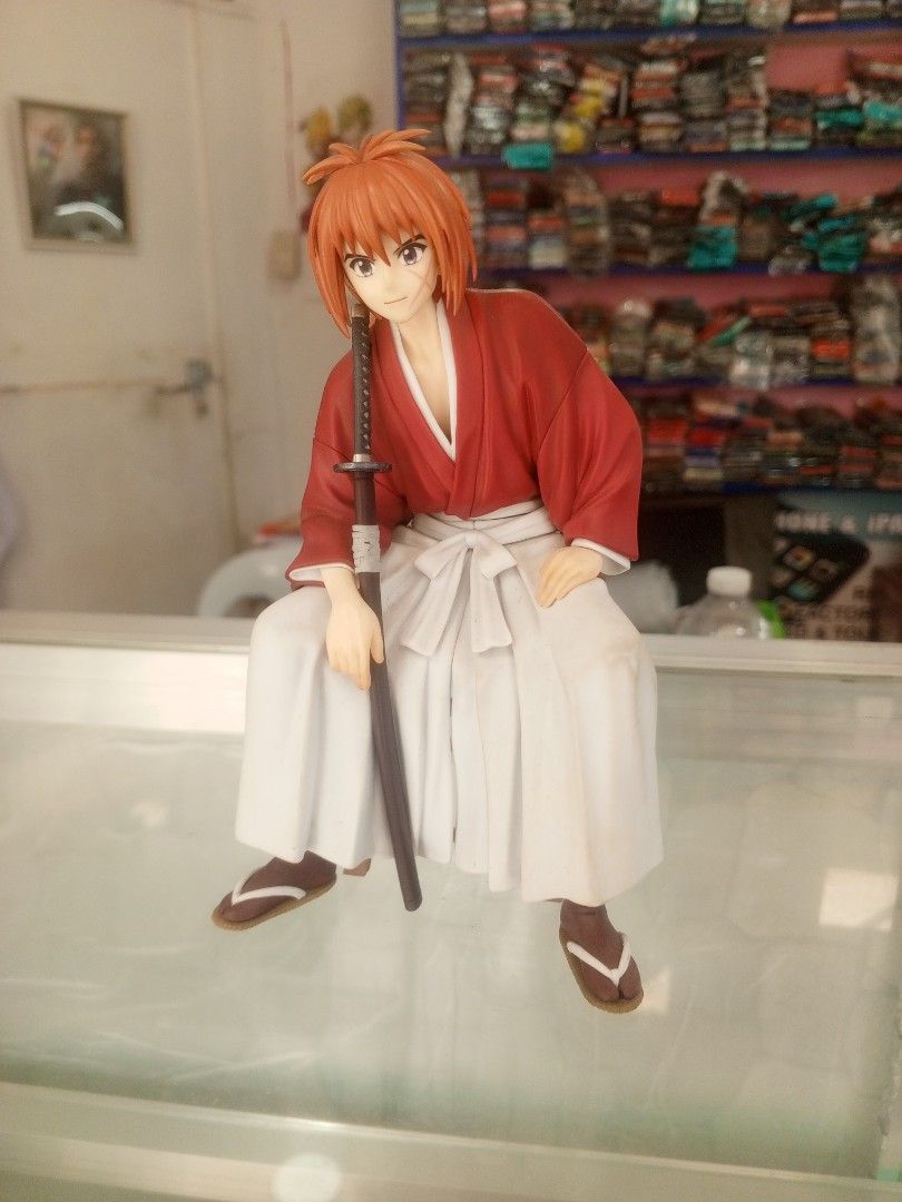 Aniplex Kenshin (Category: Figurines & Statues) located in Cebu City. Submitted by neilbox (Listing ID 1456667454, Image 1). Description: Aniplex Kenshin, Loose may stain sa palda. nabasa at nadamage nang baha yung box. As is nalang. Wysiwyg..