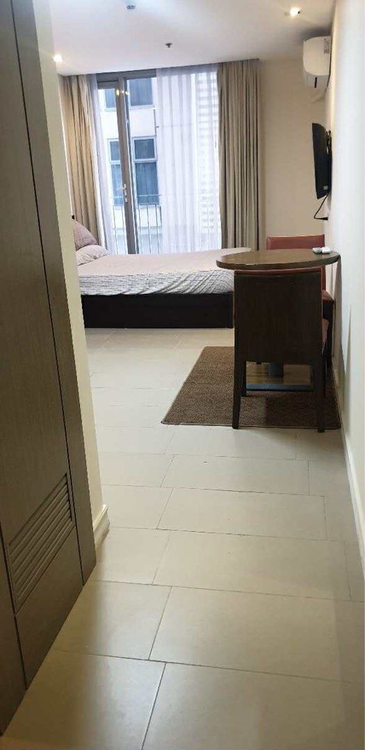 Antel Spa Residence Studio Unit (Category: Apartments & Condos) located in Las Pinas. Submitted by krawrina (Listing ID 1456718382, Image 2). Description: For Sale Studio Unit (Have a Tenant) Antel Spa Residence - Makati Avenue. 25 sq m / 7th Floor / Studio - Hotel Style. Washing Machine / Bathtub / Hair Dryer No Parking / Inverter Air Conditioner. Sale:3.8M pesos.