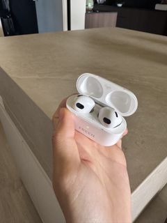 (Category: ) located in . Submitted by constance.tan (Listing ID 1456695378, Image 1). Description: .