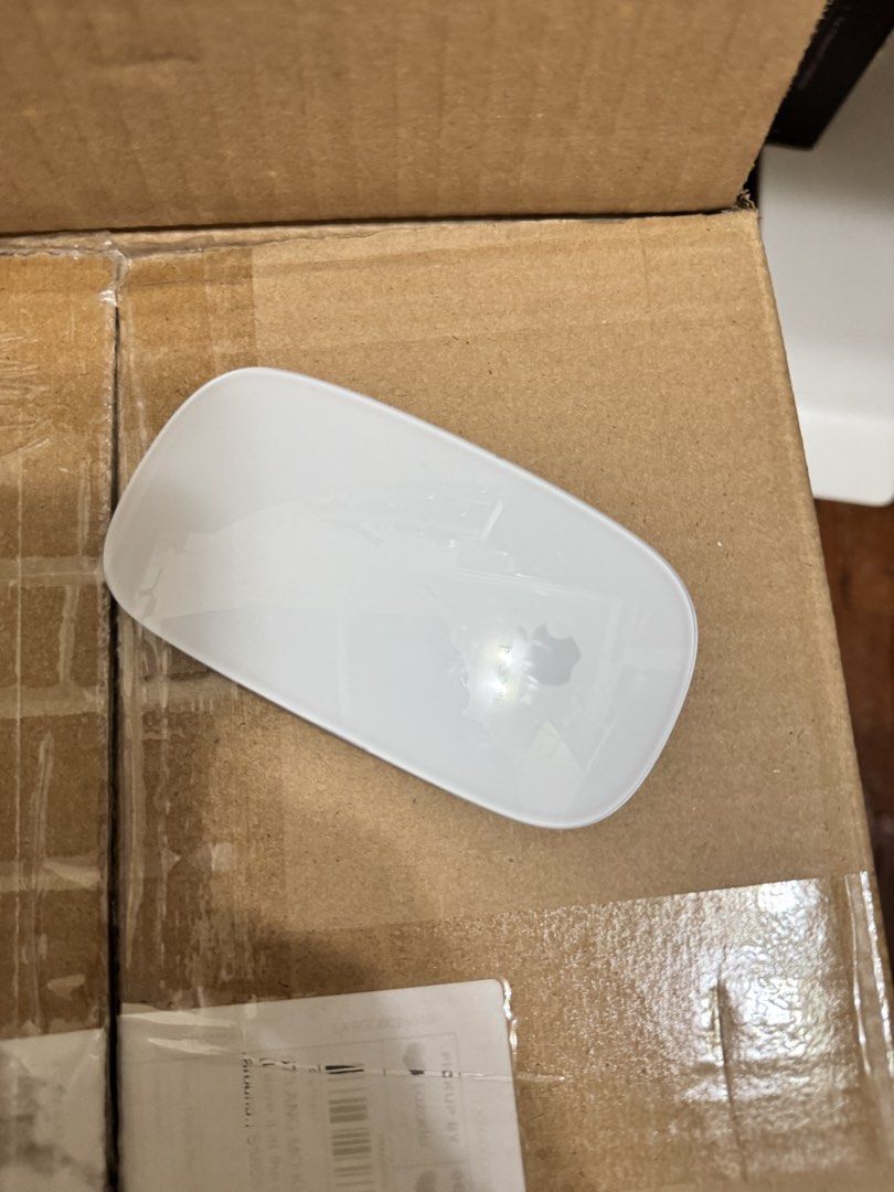 Apple Magic Mouse 2 (Category: Mouse & Mousepads) located in Singapore. Submitted by calvi (Listing ID 1456668024, Image 1). Description: - Apple Magic Mouse 2 - Rechargeable model - Wireless Bluetooth connectivity - Features smooth scrolling and gesture support.