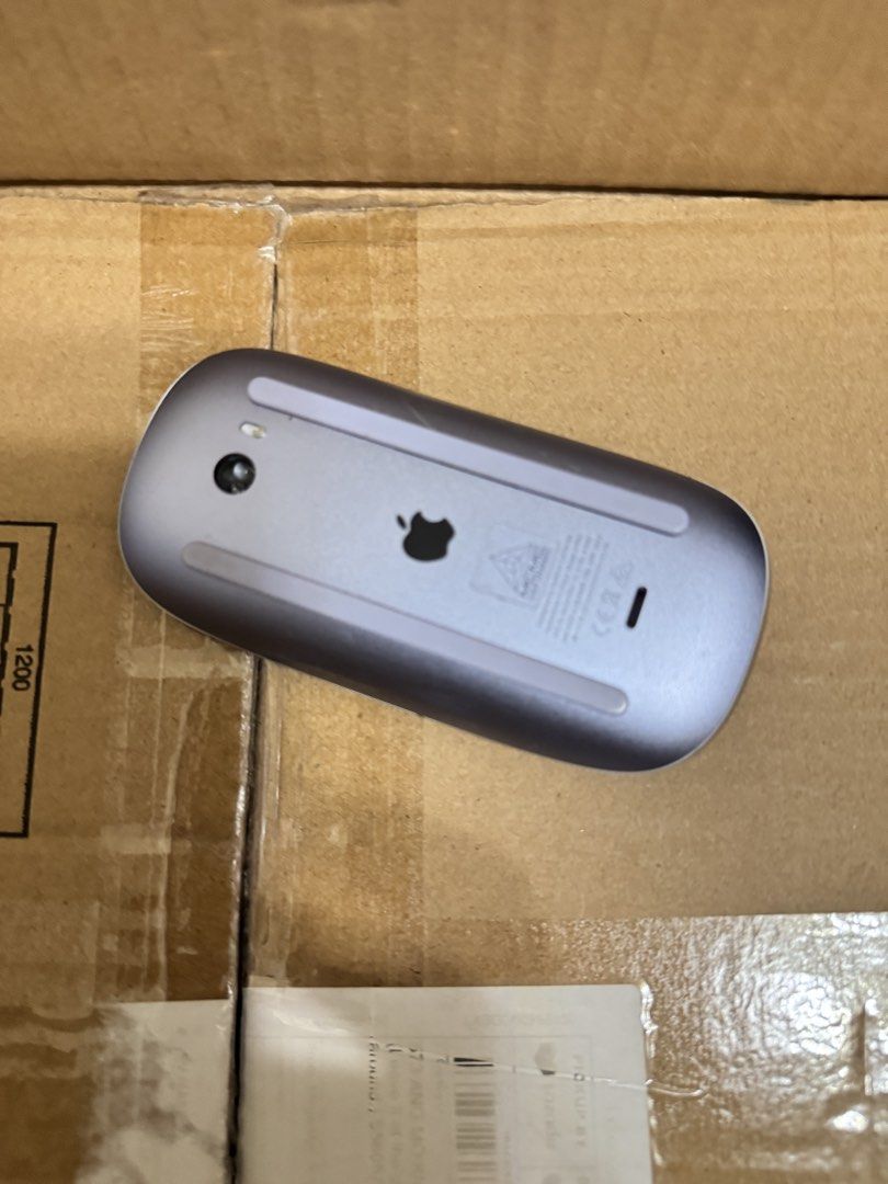 Apple Magic Mouse 2 (Category: Mouse & Mousepads) located in Singapore. Submitted by calvi (Listing ID 1456668024, Image 2). Description: - Apple Magic Mouse 2 - Rechargeable model - Wireless Bluetooth connectivity - Features smooth scrolling and gesture support.