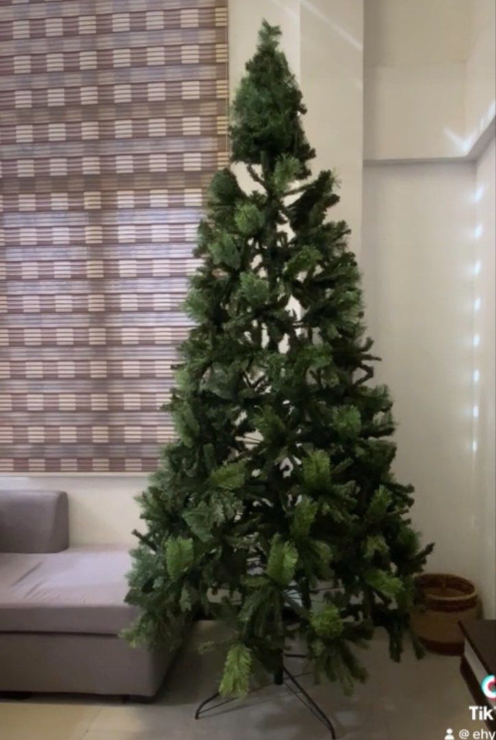 Artificial Christmas Tree with Basket Base (Category: Other Home Decor) located in Makati City. Submitted by ehya_est (Listing ID 1456744549, Image 3). Description: - Easy to assemble and disassemble for convenient storage - 10ft MOP: Gotyme Loc: Comembo, Taguig Sf: care of buyer Selling for 7500 Pick up via lalamove or grab .