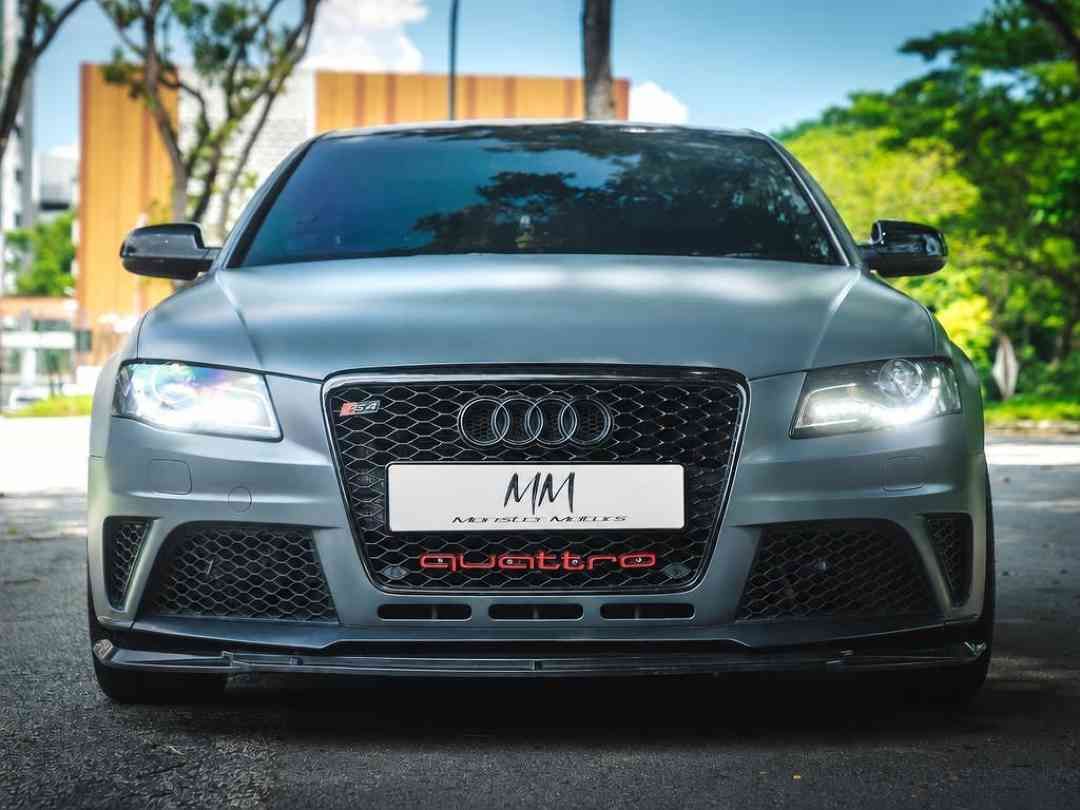 Audi S4 3.0 TFSI quattro S-tronic (A) (Category: Used Cars) located in Singapore. Submitted by monstermotors. (Listing ID 1456677909, Image 1). Description: Well maintain by owner, no fussy mods. Flexible loan can be arrange, trade in available. Contact us today. Features: 3.0L V6 supercharged engine producing 328bhp, 0 to 100 km/h in 4.5s, 7 speed, AWD, Audi MMI, Audi drive select, Panoramic roof and keyless ignition. Sales Contact: Austin - tel
