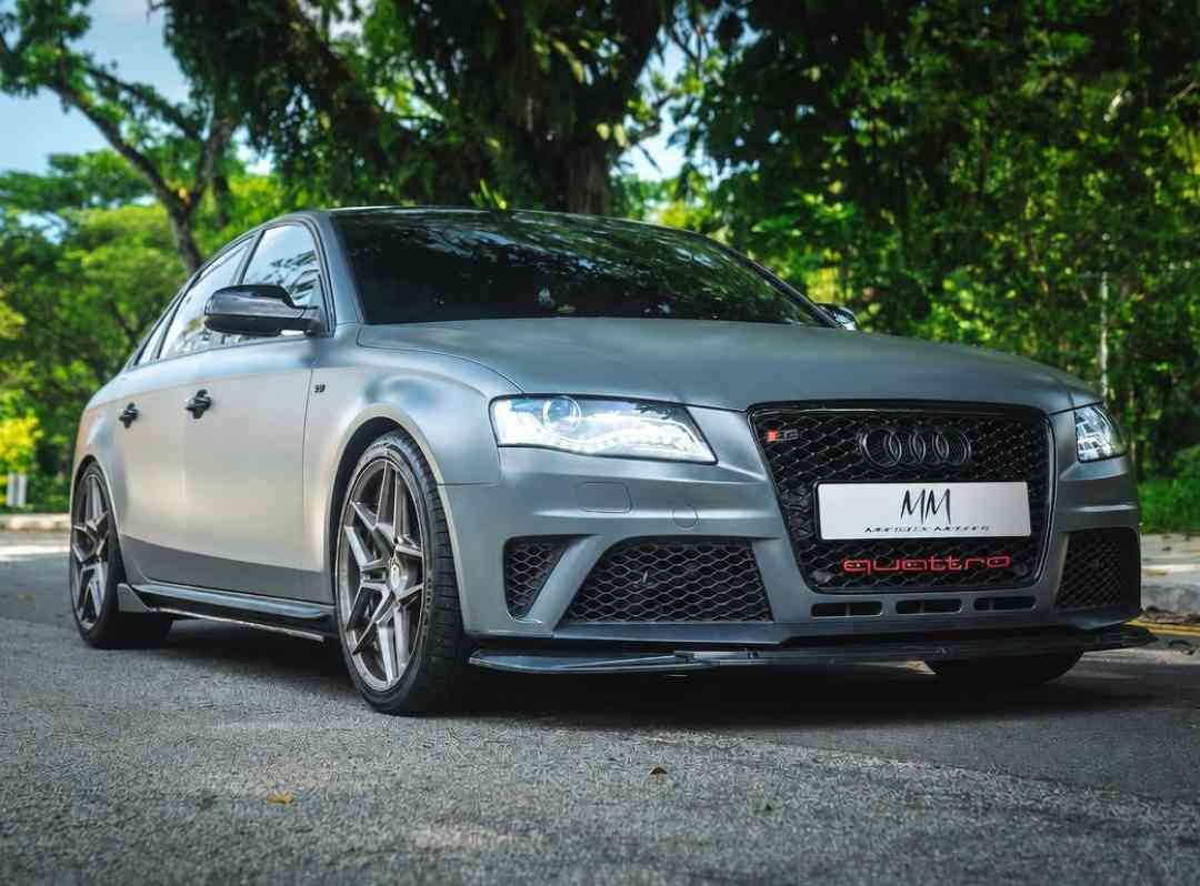 Audi S4 3.0 TFSI quattro S-tronic (A) (Category: Used Cars) located in Singapore. Submitted by monstermotors. (Listing ID 1456677909, Image 2). Description: Well maintain by owner, no fussy mods. Flexible loan can be arrange, trade in available. Contact us today. Features: 3.0L V6 supercharged engine producing 328bhp, 0 to 100 km/h in 4.5s, 7 speed, AWD, Audi MMI, Audi drive select, Panoramic roof and keyless ignition. Sales Contact: Austin - tel