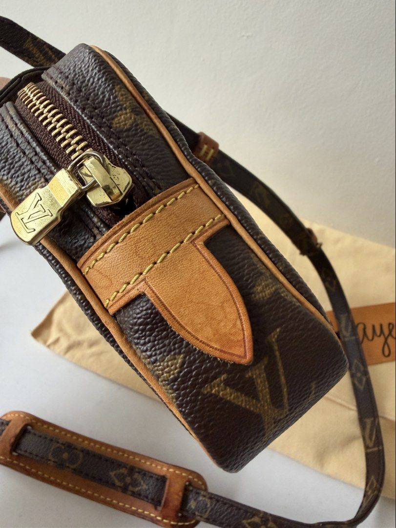 Authentic LV Louis Vuitton Pochette Marly (Category: Luxury Bags & Wallets) located in Manila. Submitted by fajardoeyak108 (Listing ID 1456533383, Image 2). Description: Excellent condition despite its age With dustbag Rare na po may maganda nito Meet up / Pick up / ship.
