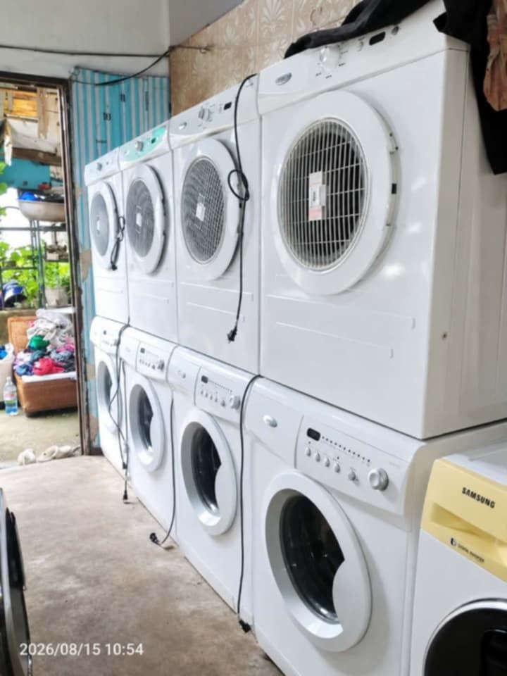 AUTOMATIC WASHING MACHINE (Category: Other Home Furniture) located in Manila. Submitted by royalfire-293b64 (Listing ID 1456747688, Image 2). Description: ‼️ 4 SETS FOR SALE ‼️ WHIRLPOOL WASHER + ELECTRIC DRYER 6KG LAUNDRY PACKAGE / POLL OUT NO ISSUE! GOOD WORKING CONDITION ✅ Perfect pang simula ng laundry business or pang-upa 💰 PACKAGE INCLUDES: ✔️ 4 sets Whirlpool Washer 6kg ✔️ 4 sets Electric Dryer 6kg ✔️ All no issue - test to sawa ✔️ Poll o