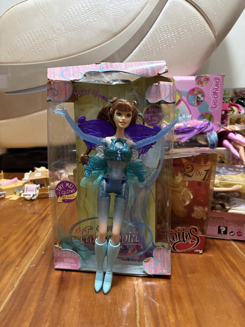 Barbie fairytopia (Category: Kids Toys) located in Pasig City. Submitted by chamoisee (Listing ID 1456778145, Image 1). Description: vintage Barbie fairytopia 1000.