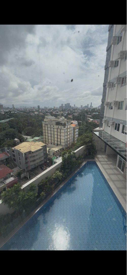 Bare Studio Unit for Rent (Hawthorne Heights Katipunan) (Category: Apartments & Condos) located in Quezon City. Submitted by thrift.belle (Listing ID 1456635040, Image 2). Description: Bare studio unit for rent Address: Hawthorne Heights, 267 Katipunan Avenue, Loyola Heights, Quezon City (beside Pop Up) 21sqm, 12th floor, newly constructed building, unfurnished Amenities: Swimming pool (can be seen from the unit) Study area Gym Convenience store 