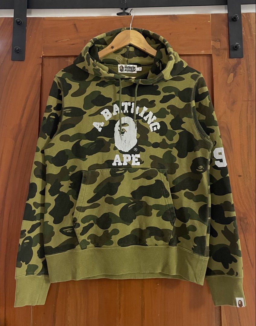 Bathing Ape 1st Camou Hoodie (Category: Hoodies) located in Baguio. Submitted by malawak.ph (Listing ID 1456641243, Image 1). Description: .