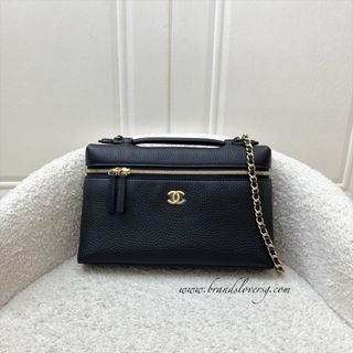 (Category: ) located in . Submitted by brands_lover (Listing ID 1456630171, Image 1). Description: .