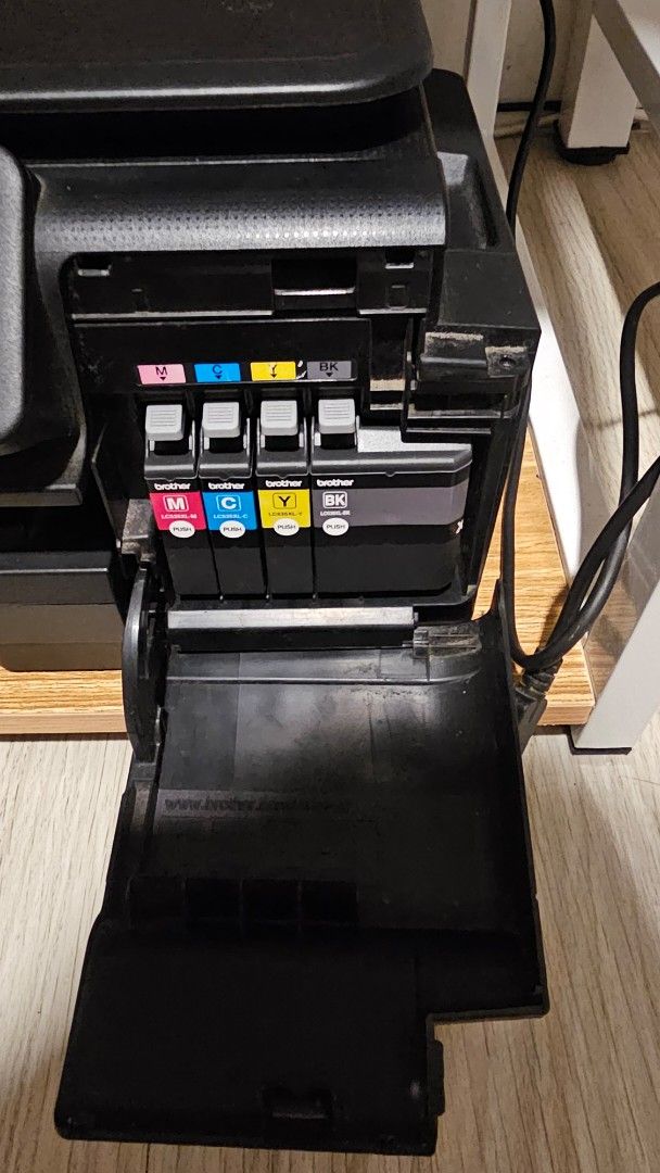 Brother DCP-J100 All-in-One Printer Scanner Copier (Category: Printers, Scanners & Copiers) located in Caloocan City. Submitted by abcde173 (Listing ID 1456751188, Image 3). Description: - Brother DCP-J100 All-in-One Printer: Print, Scan, and Copy functionality. - Uses individual ink cartridges (Black, Cyan, Magenta, Yellow) for cost-effective printing. - Ready to use for all your document needs. - Ideal for both home and office environments. - P