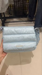(Kategori: ) berada di . Dikirim oleh fullyyyours (ID iklan 1456702140, Gambar 1). Deskripsi: .