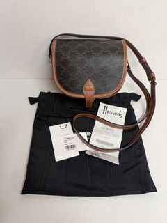 （分類：）位於 。 由 luxurybag_station 提交（商品編號 1456754470，圖片 1）。簡介： 。