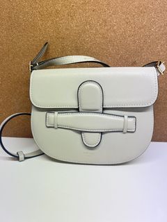 （分類：）位於 。 由 jchan28 提交（商品編號 1456660772，圖片 1）。簡介： 。