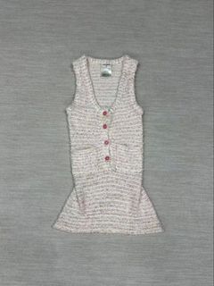 （分類：）位於 。 由 lion_resells 提交（商品編號 1456632115，圖片 1）。簡介： 。