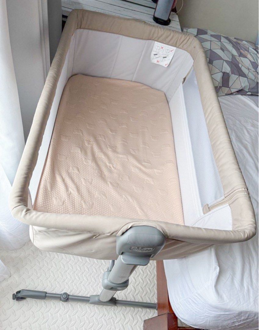 Chicco Next2Me Side Sleeping Crib Beige (Category: Cots & Cribs) located in Mandaluyong City. Submitted by mommymee (Listing ID 1456744291, Image 1). Description: Rfs: We’re moving soon and won’t be taking the big baby stuff with us. With box, bag and manual. Why we loved this crib compare to the crib of my firstborn. Unlike a standard crib, this one has a side that lowers. It was a game-changer for us because: Easy Access: I could see and reach 