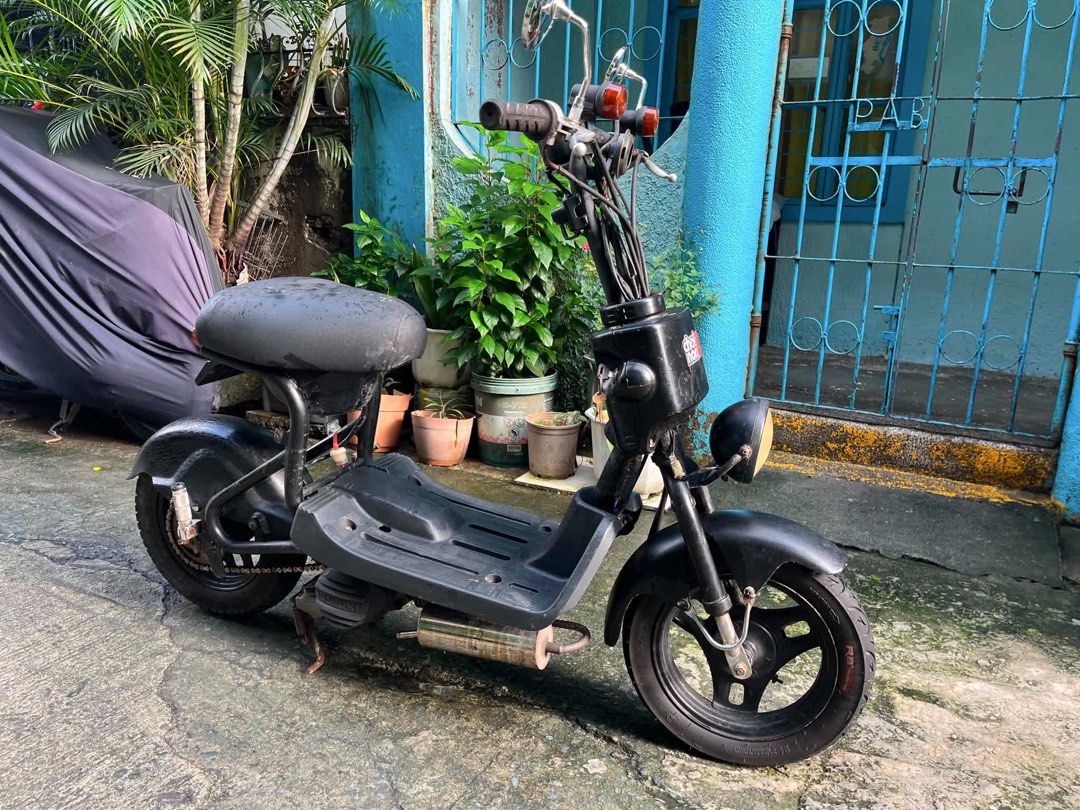 Choi Nori SS (Category: Other Motorcycles Parts and Accessories) located in Manila. Submitted by smdm0714 (Listing ID 1456635571, Image 3). Description: Choi Nori SS japan surplus - Repainted - Newly change engine oil - Newly chage gear oil - Newly cleaned cvt - New flyballs - Orig mikuni carb japan - Replace orig cdi japan - Newly cleaned carb and tuned - Newly cleaned gas tank - Cleaned brake pads - Rewired and replace bulbs - Thick tires - New