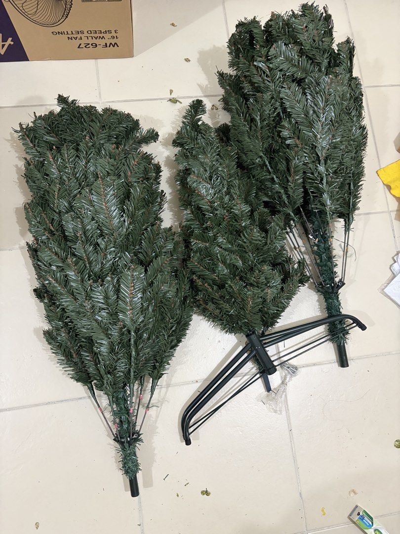 Christmas decors (Category: Other Home Decor) located in Manila. Submitted by eeesc (Listing ID 1456650493, Image 2). Description: Christmas Tree with Red/Gold/Green themed decors 7ft Christmas Tree Assorted decors Were only put up once.