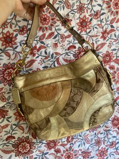 (Category: ) located in . Submitted by baglovers10 (Listing ID 1456657596, Image 1). Description: .