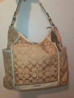 (Category: ) located in . Submitted by cestlovie (Listing ID 1456631742, Image 1). Description: .