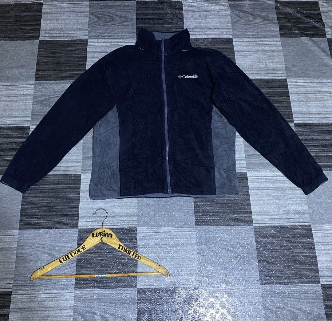 Columbia - Fullzip Fleece Jacket - Mens (Category: Coats, Jackets and Outerwear) located in General Santos City (Dadiangas). Submitted by castilloed98 (Listing ID 1456753816, Image 1). Description: Columbia - Fullzip Fleece Jacket Mens Size.L Dimes.24x27 Excellent Condition No Issue 💵750 + SF✈️ DM📩 📍Gensan..