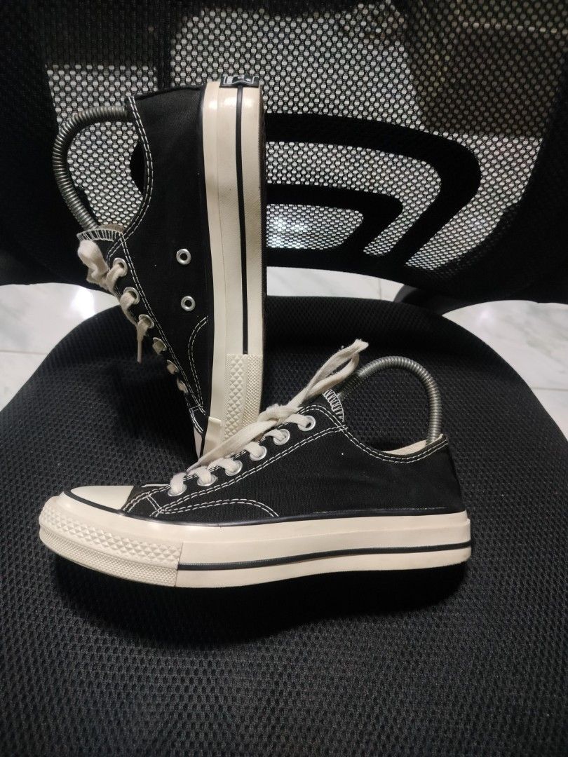 Converse Chuck Taylor All Star 70s Low Top Black (Category: Sneakers) located in Malaybalay. Submitted by thrifturessential (Listing ID 1456759968, Image 1). Description: - Classic black Converse Chuck Taylor All Star 70s low tops - Size: 7 US Women's - Authentic 70s version with thicker sole and vintage details - Ideal for everyday wear - Selling as they are no longer needed.