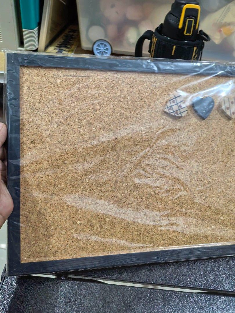 Cork Board - Makapal (Category: Stationery & School Supplies) located in Cebu City. Submitted by dudes_villanueva (Listing ID 1456605335, Image 3). Description: Cork Board Brand New. Sealed 📌 In excellent condition. Makapal L15.75xW11.75 in.