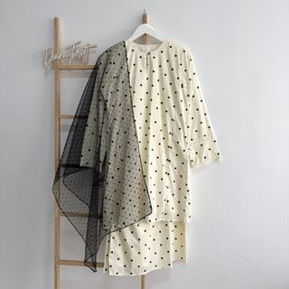 (Category: ) located in . Submitted by shoppwithdee (Listing ID 1456626610, Image 1). Description: .